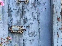 La porta azzurra